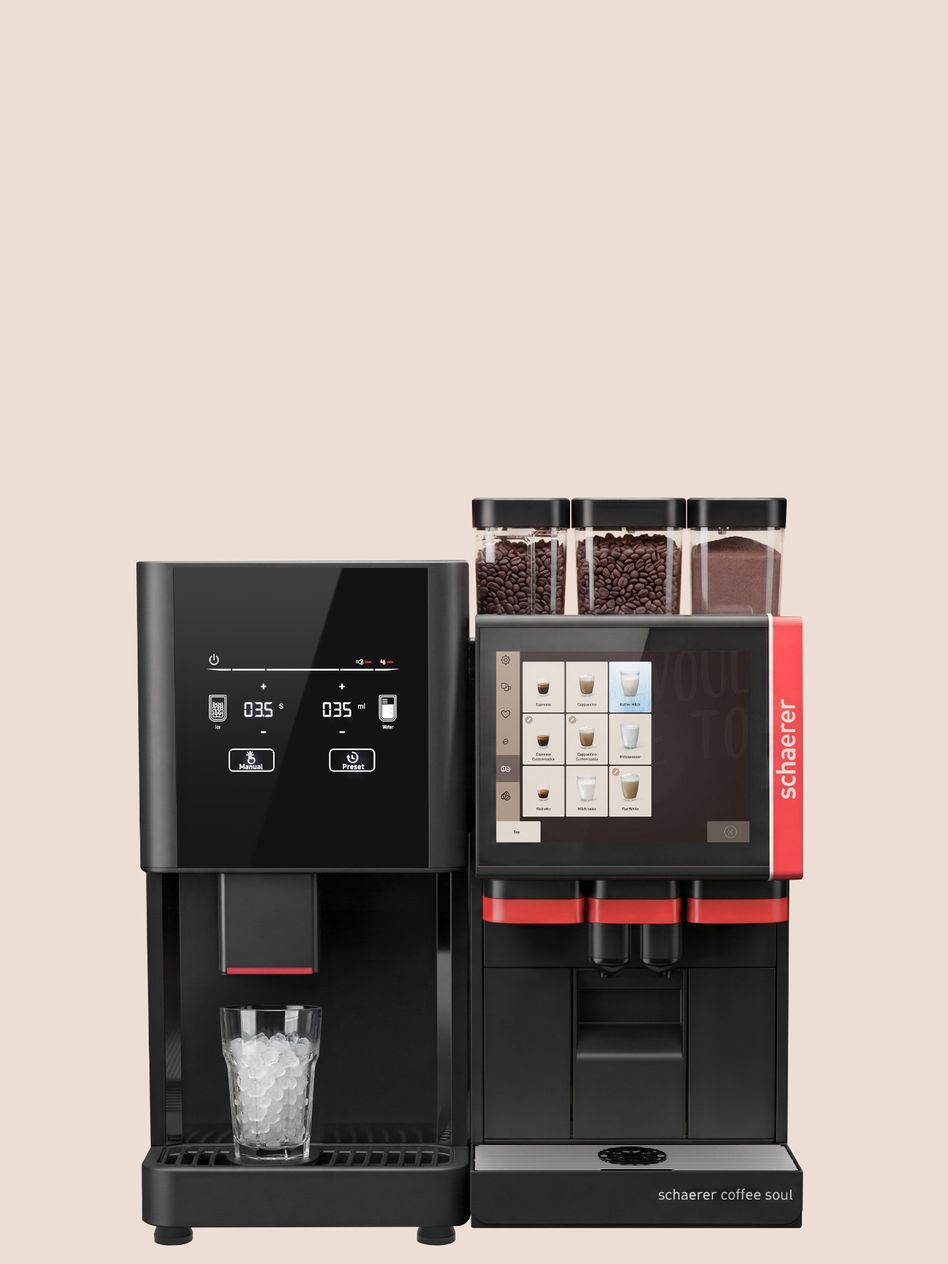 Schaerer Connected Ice solution - ice maker next to Schaerer Coffee Soul coffee machine